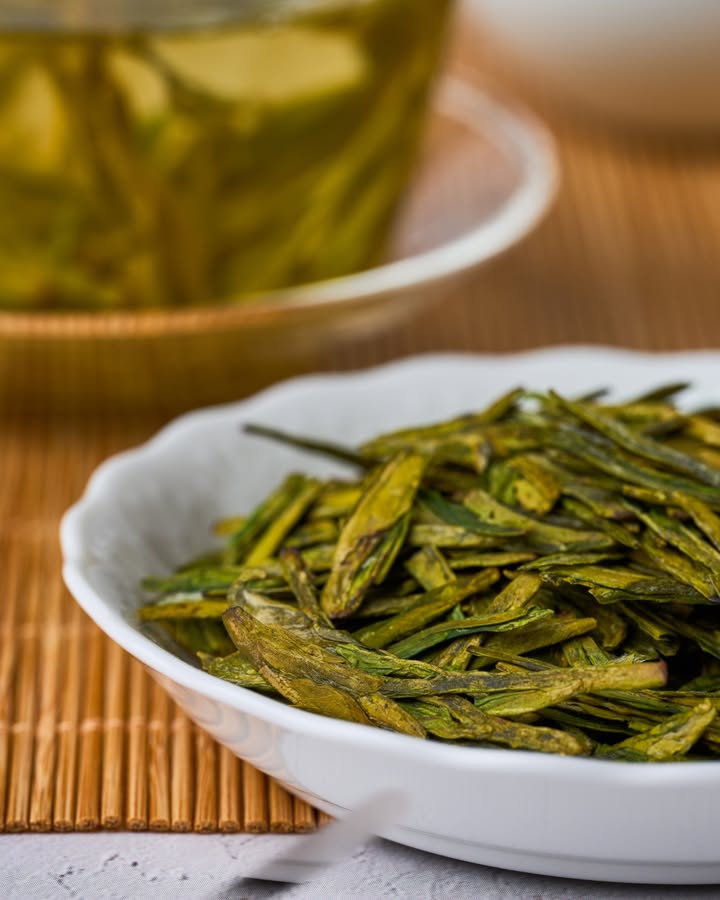 獅峰明前御選龍井2025年春茶，反應熱烈，現已售罄，謝謝各位支持。