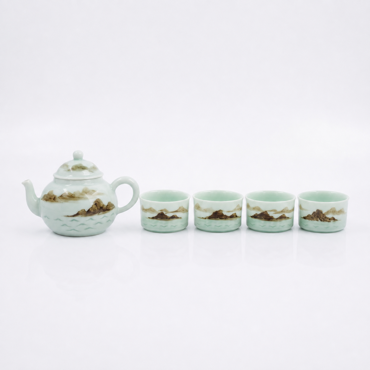Shanshui Landscape Teaware Set (Teapot with Four of Tea Cups)